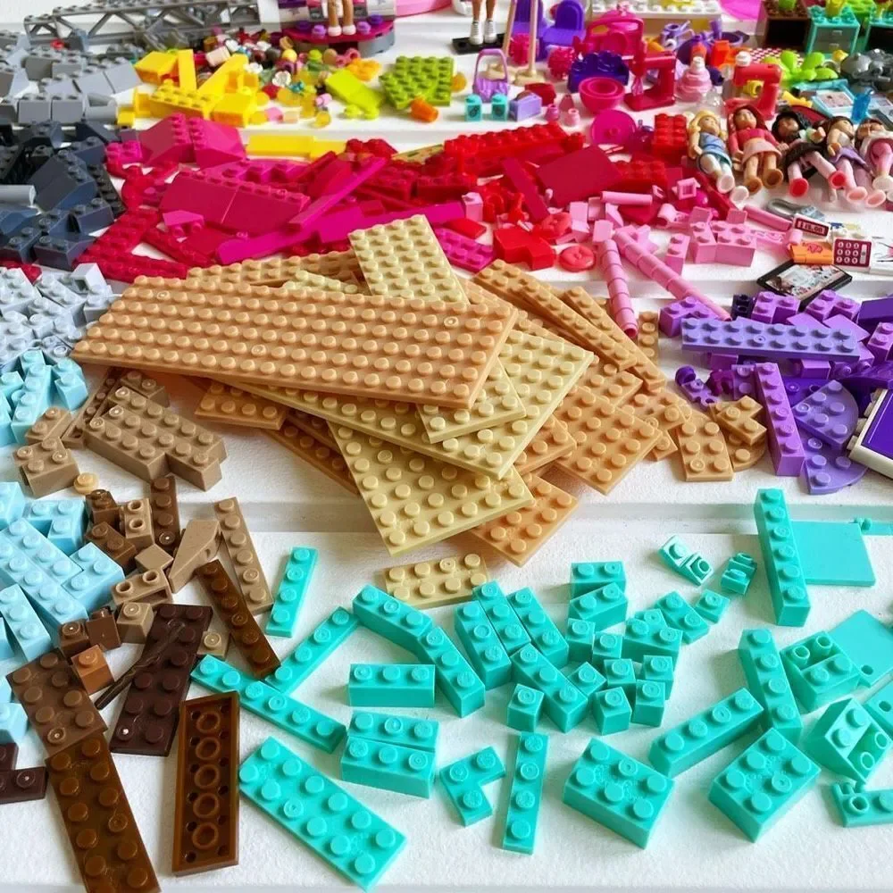 Mega Bloks/Construx 2-in-1 Home Slumber Party Patisserie Ballet Recital Cook-Off